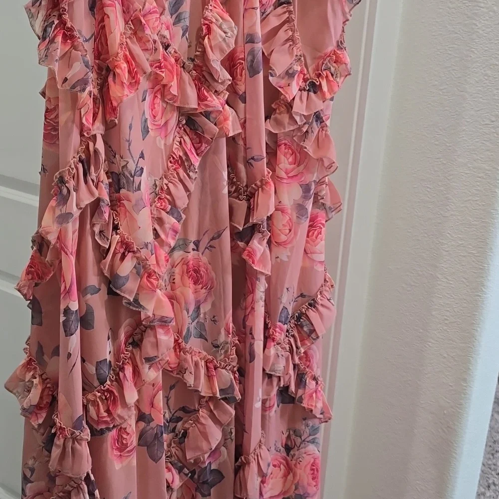 MAC DUGGAL Ruffled Cut Out Cap Sleeve V Neck Gown - Picture 7 of 9
